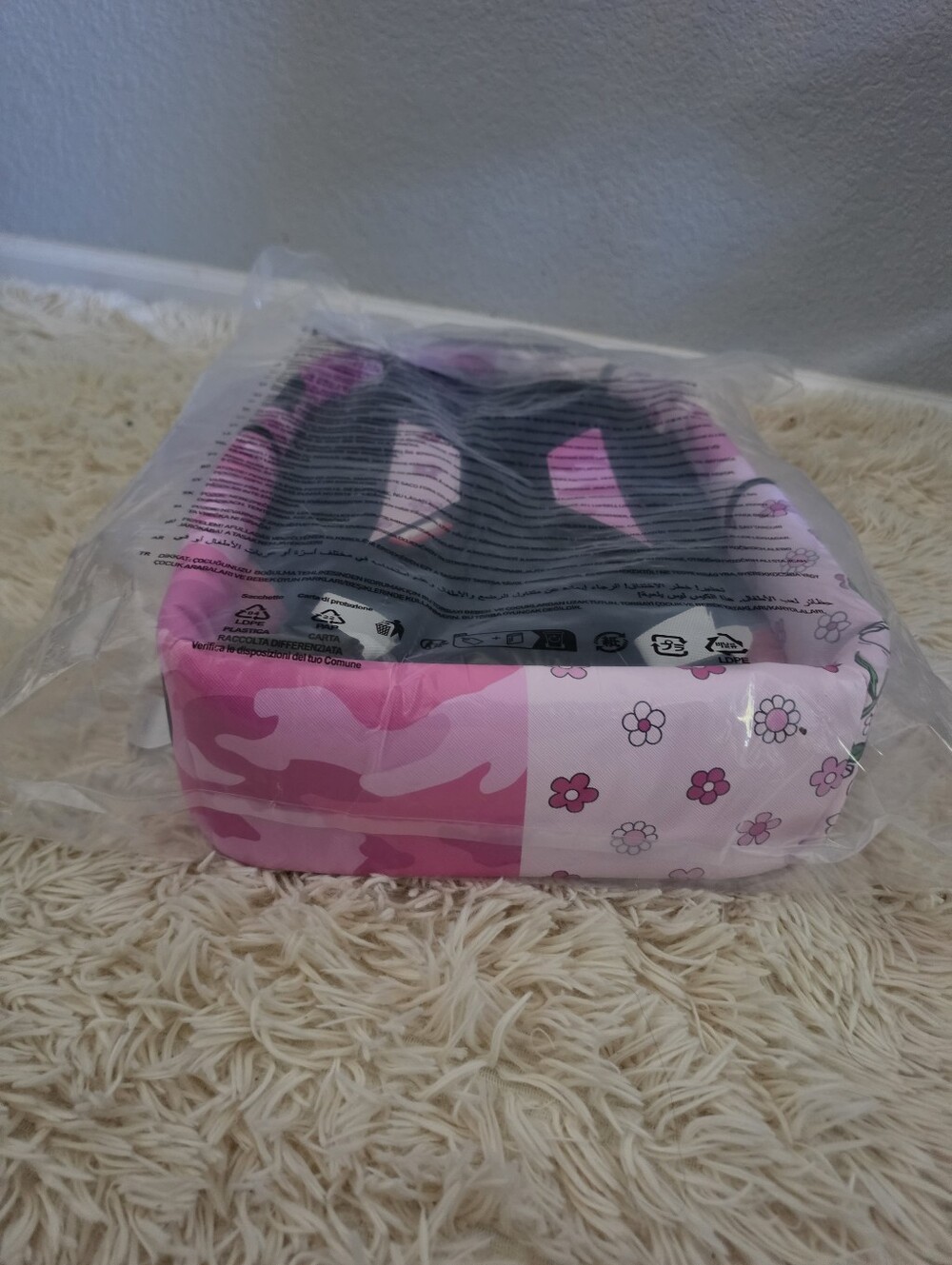 SUSIE RUGRATS FLOWERS BACKPACK - Picture 15 of 15